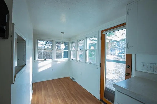 $250,000 | 11813-11815 East Scarritt Avenue, Sugar Creek, MO 64054