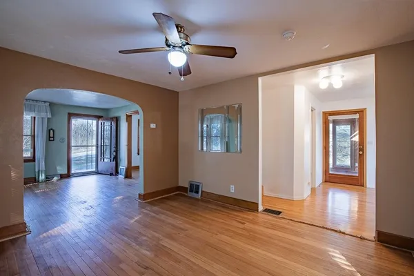 $235,000 | 11813-11815 East Scarritt Avenue, Sugar Creek, MO 64054