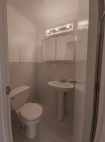 $250,000 | 11813-11815 East Scarritt Avenue, Sugar Creek, MO 64054