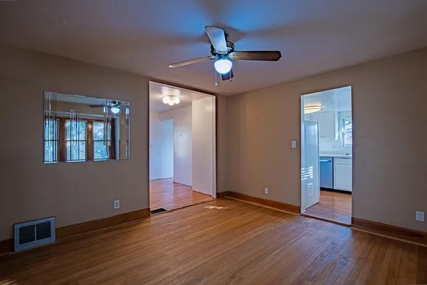 $235,000 | 11813-11815 East Scarritt Avenue, Sugar Creek, MO 64054