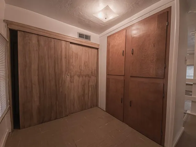 $250,000 | 11813-11815 East Scarritt Avenue, Sugar Creek, MO 64054