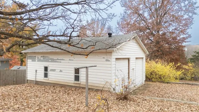 $250,000 | 11813-11815 East Scarritt Avenue, Sugar Creek, MO 64054