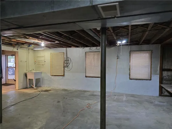 $235,000 | 11813-11815 East Scarritt Avenue, Sugar Creek, MO 64054