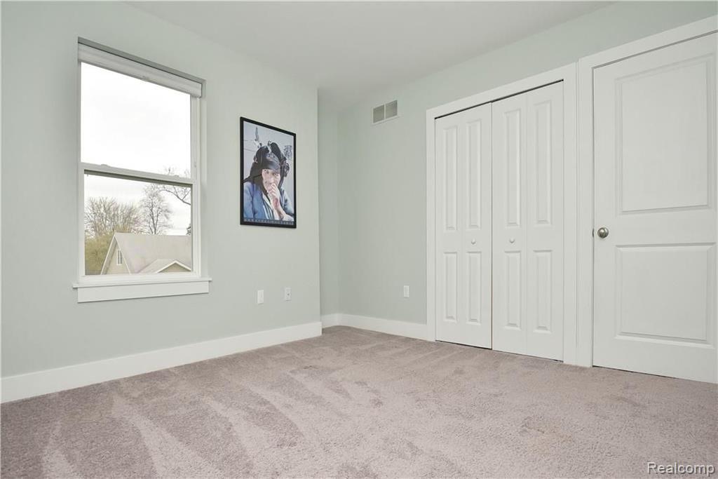 1307 Dorothea Road Berkley, MI 48072 - Photo 23 of 28 Gallery Image 23