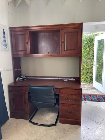 $1,400 | 1365 Marseille Drive, Unit 1, Miami Beach, FL 33141