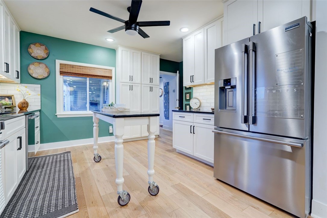 745 South Winton Road Brighton, NY 14618 - Photo 7 of 33