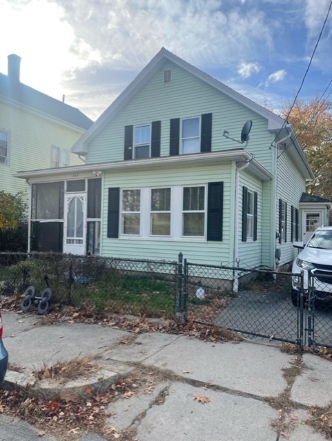 137 Division Street Woonsocket, RI 02895 - Photo 1 of 7