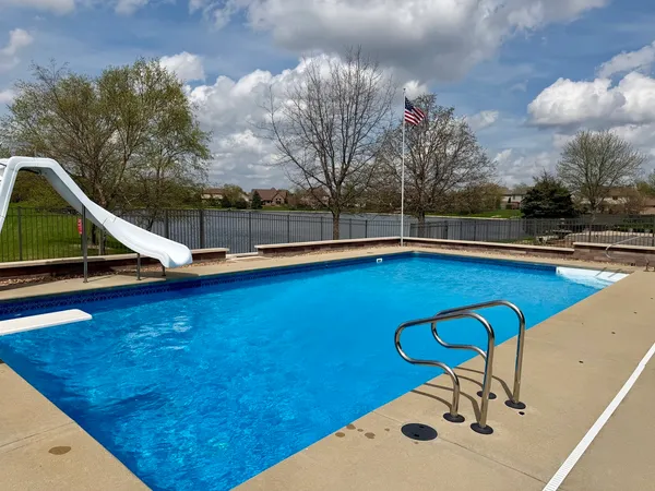 $699,900 | 785 Stacey Drive, New Lenox, IL 60451