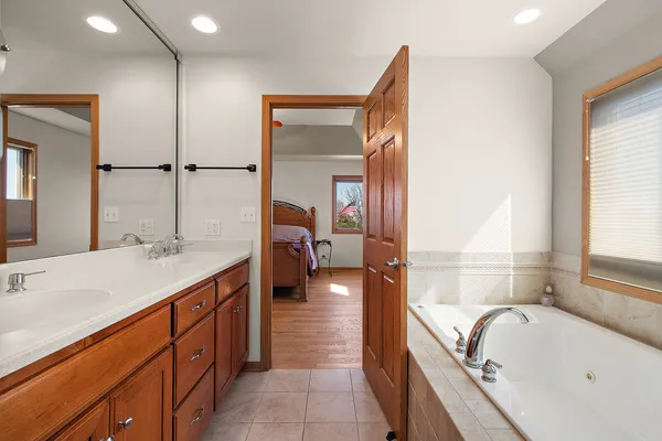 $699,900 | 785 Stacey Drive, New Lenox, IL 60451