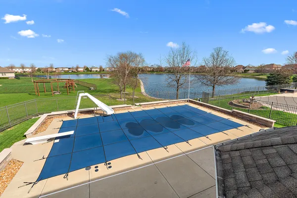 $699,900 | 785 Stacey Drive, New Lenox, IL 60451