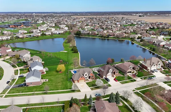 $699,900 | 785 Stacey Drive, New Lenox, IL 60451