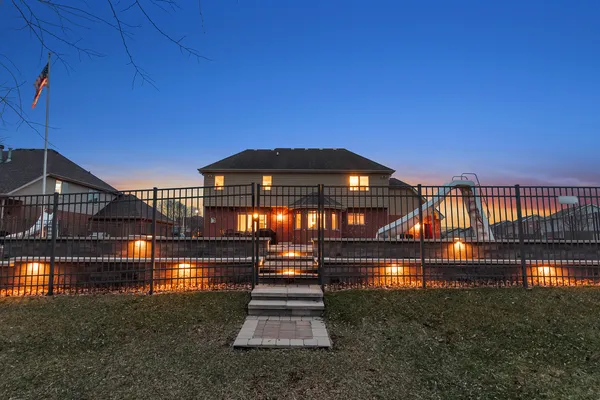 $699,900 | 785 Stacey Drive, New Lenox, IL 60451