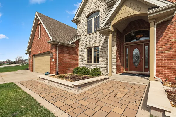 $699,900 | 785 Stacey Drive, New Lenox, IL 60451