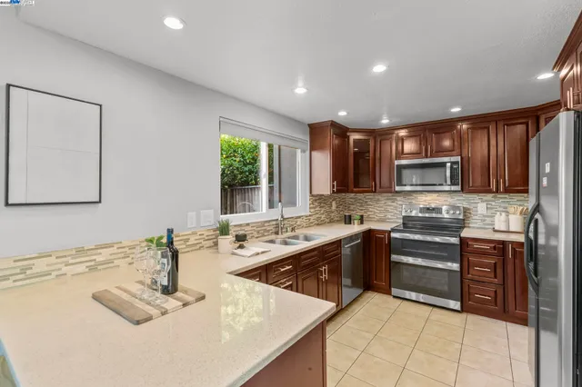 $1,299,888 | 3833 Burton Common, Fremont, CA 94536