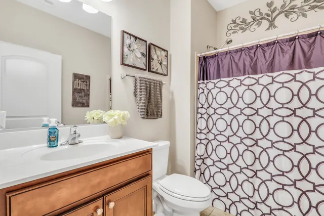 $435,000 | 6296 Doral Drive, Gurnee, IL 60031