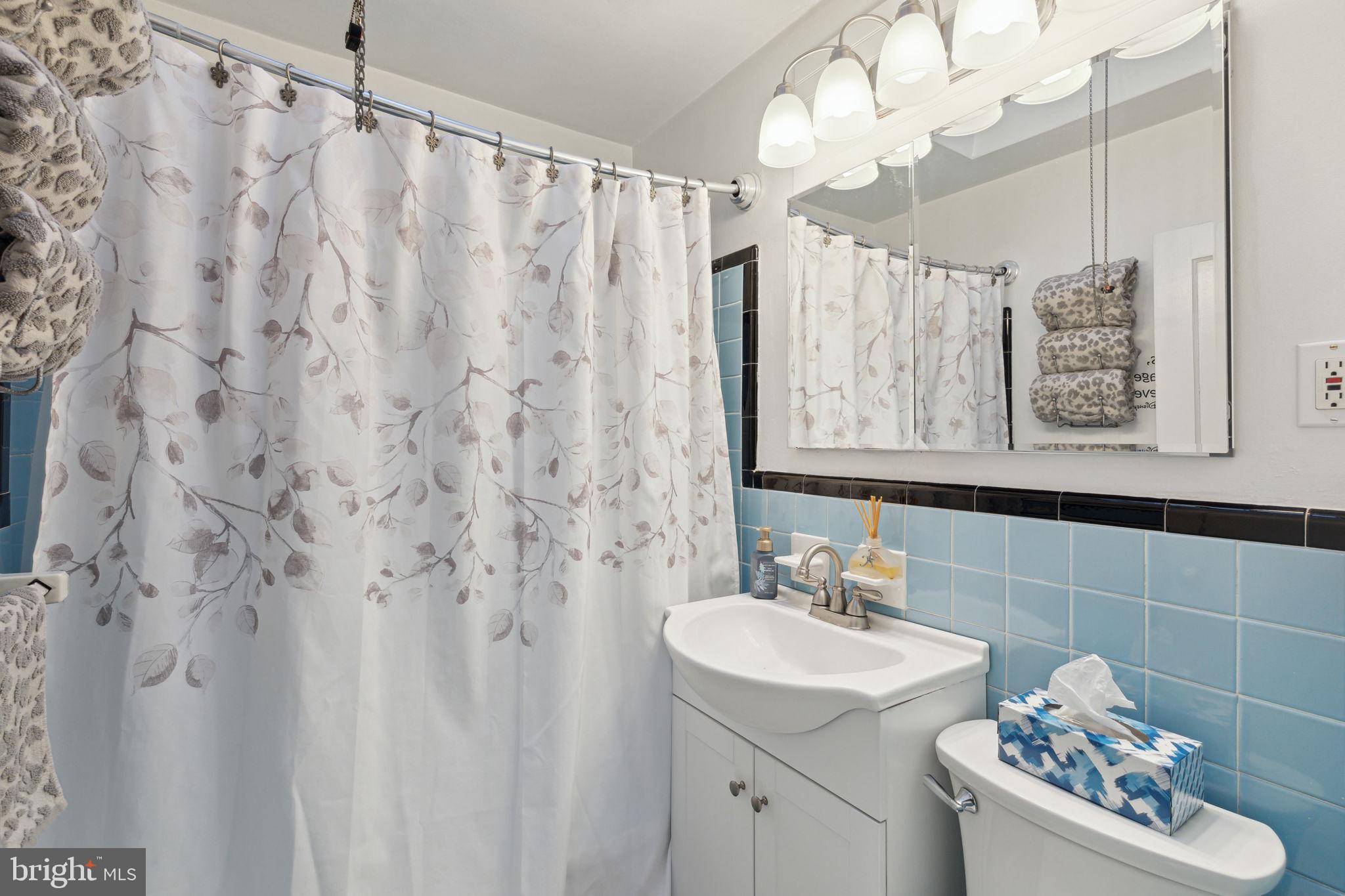 2909 Hellerman Street Philadelphia, PA 19149 - Photo 14 of 25