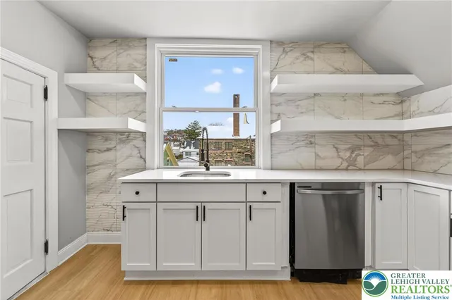 $550,000 | 28 South 1st Street, Bangor, PA 18013