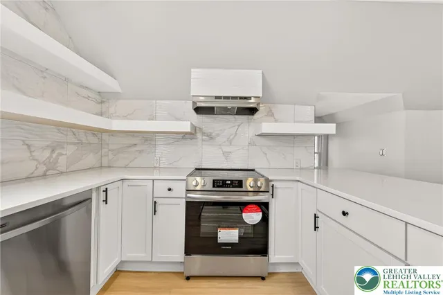 $550,000 | 28 South 1st Street, Bangor, PA 18013