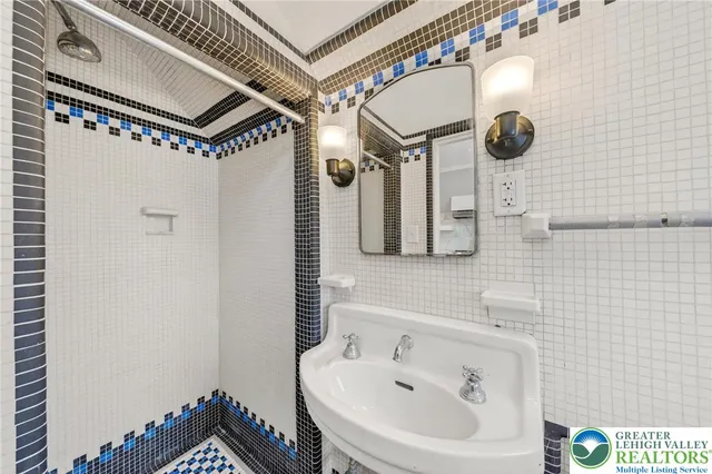 $550,000 | 28 South 1st Street, Bangor, PA 18013