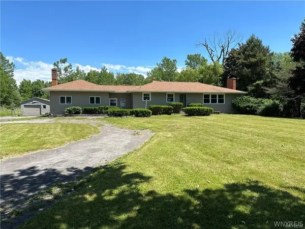 $2,400 | 7841 Transit Road, East Amherst, NY 14051