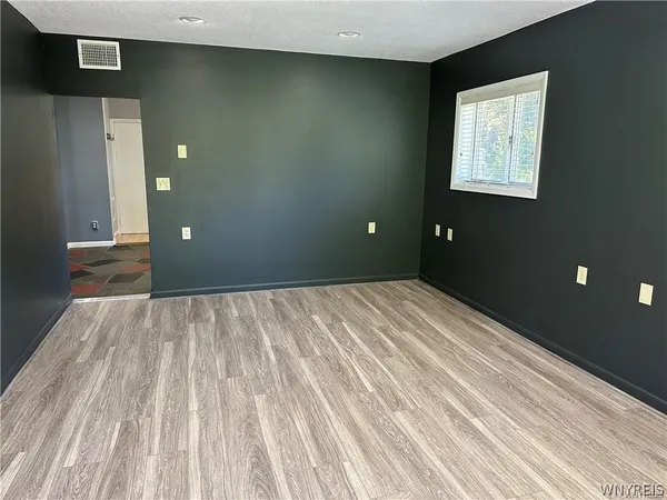 $2,400 | 7841 Transit Road, East Amherst, NY 14051