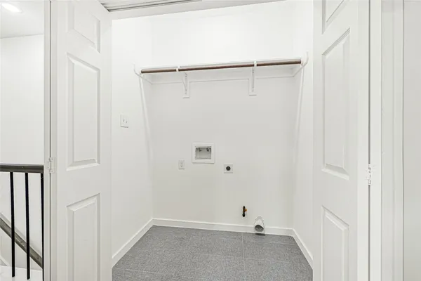 $2,000 | 9316 Waller Street, Houston, TX 77012