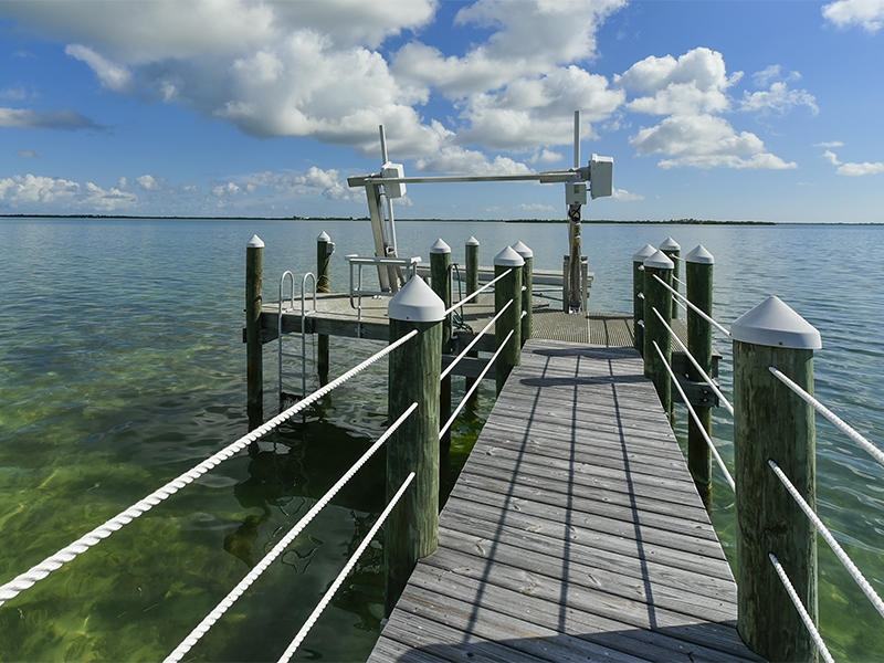 1525 Niles Road Summerland Key, FL 33042 - Photo 19 of 27 Dock/Boatlift