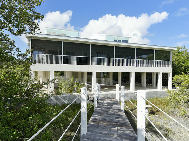 1525 Niles Road Summerland Key, FL 33042 - Photo 4 of 27 Back