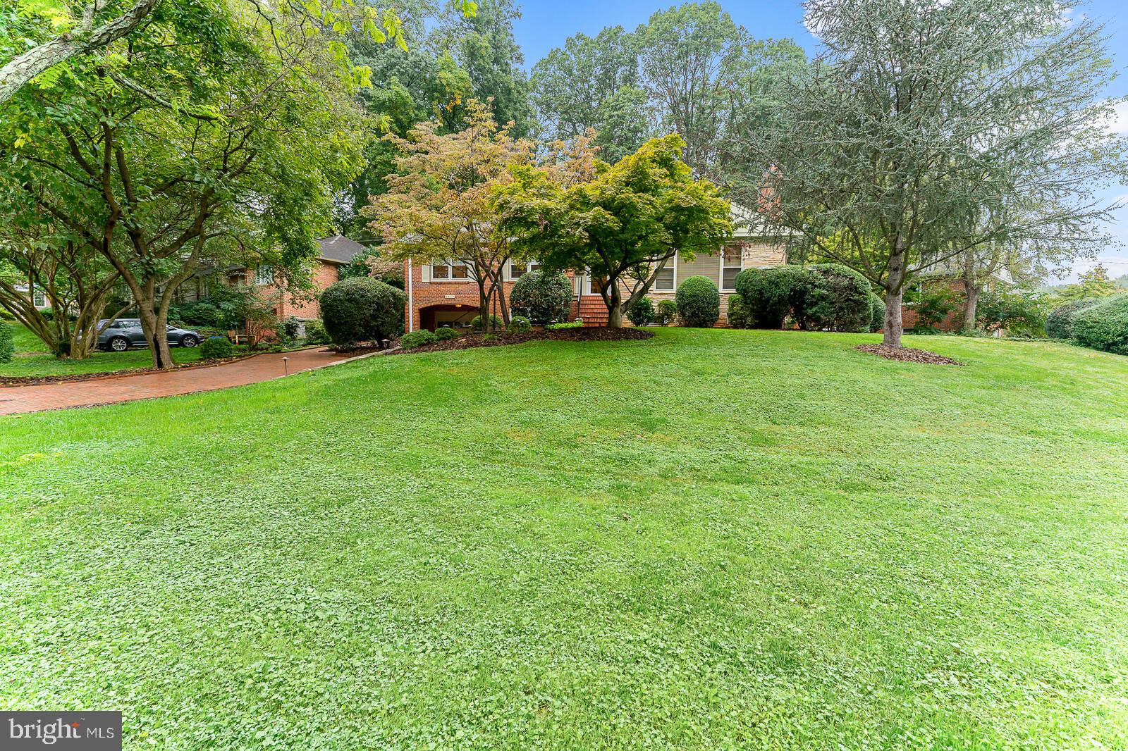 9414 Crosby Road Silver Spring, MD 20910 - Photo 2 of 33 Gallery Image 2