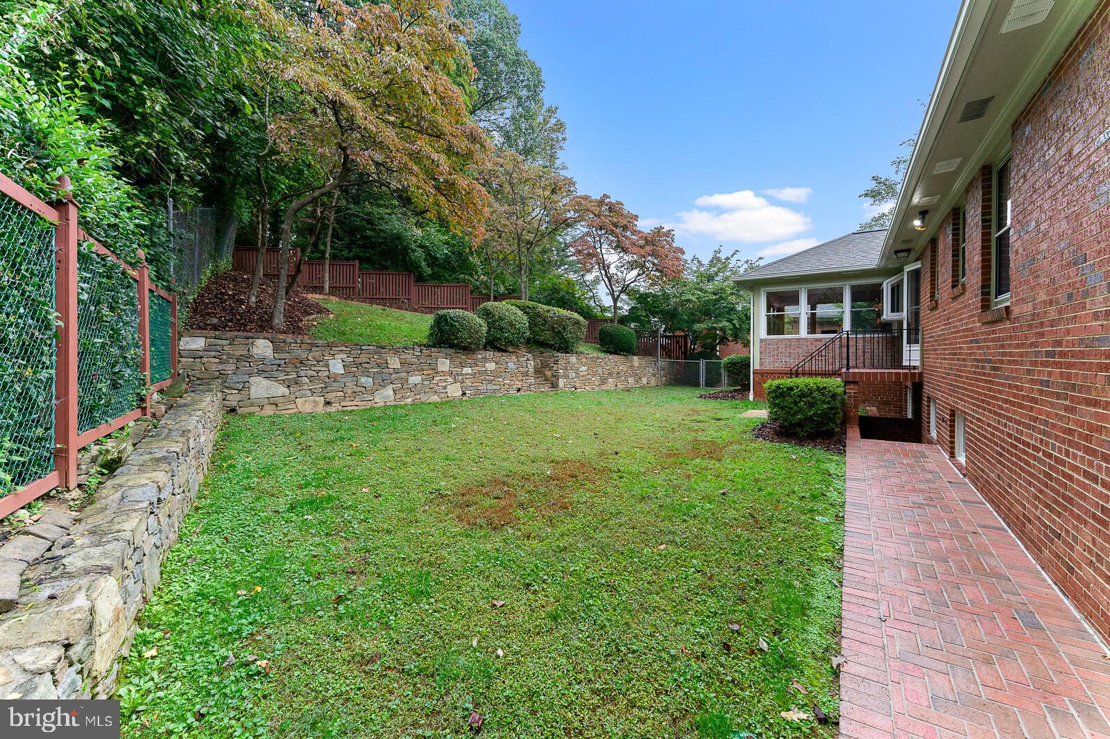 9414 Crosby Road Silver Spring, MD 20910 - Photo 25 of 33 Gallery Image 25