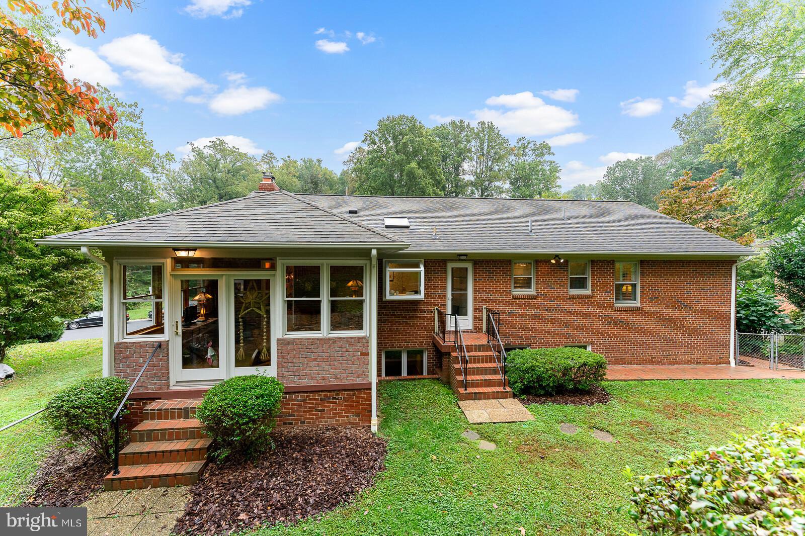 9414 Crosby Road Silver Spring, MD 20910 - Photo 27 of 33 Gallery Image 27