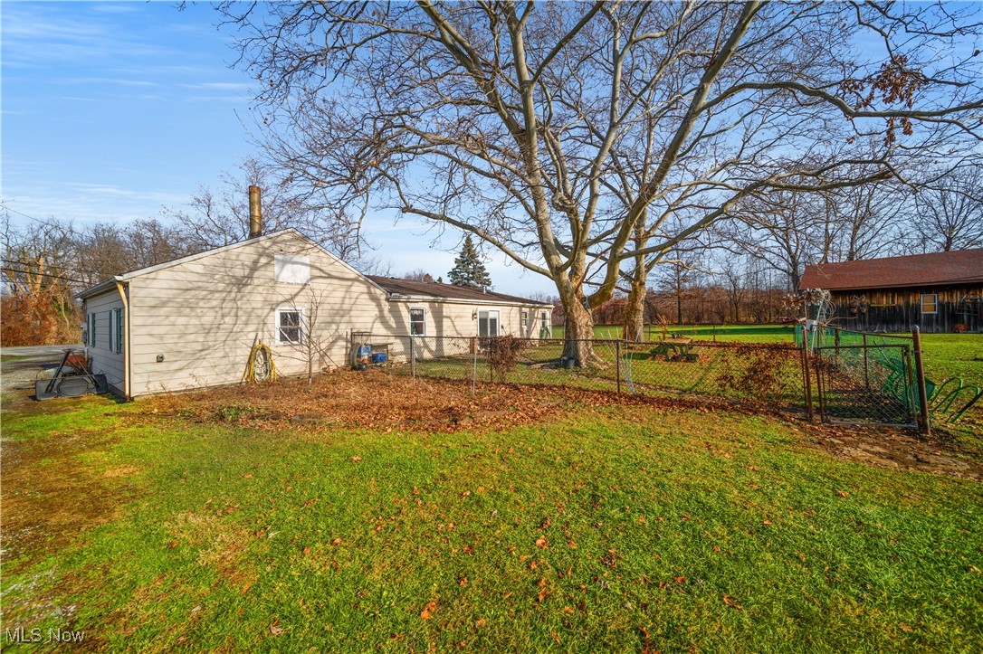 4298 South Ridge Road Perry, OH 44081 - Photo 4 of 32 View of yard