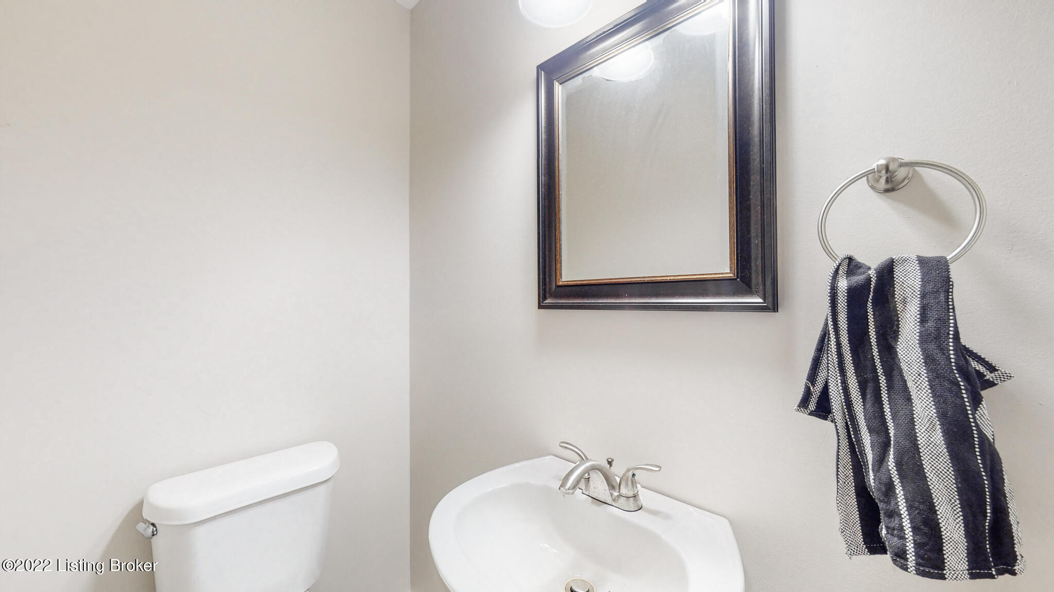 1804 Millgate Road Louisville, KY 40223 - Photo 24 of 27 1804 Millgate Rd Louisville KY 40223-8