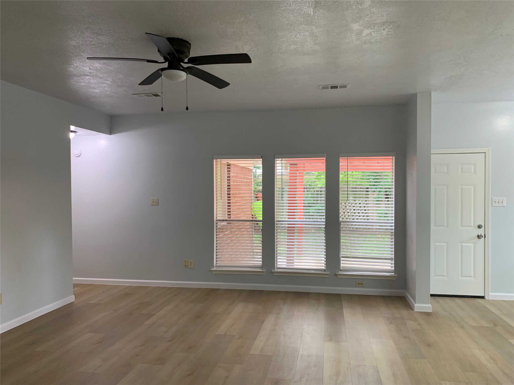 3115 Shady Ridge Trail Sugar Land, TX 77498 - Photo 10 of 21