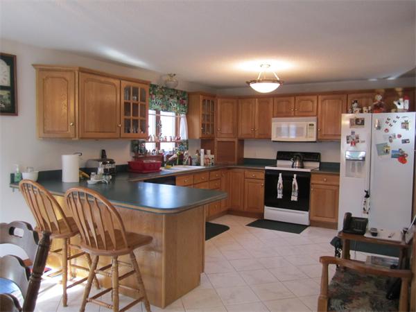 85 Madison Road Tewksbury, MA 01876 - Photo 4 of 21 Gallery Image 4