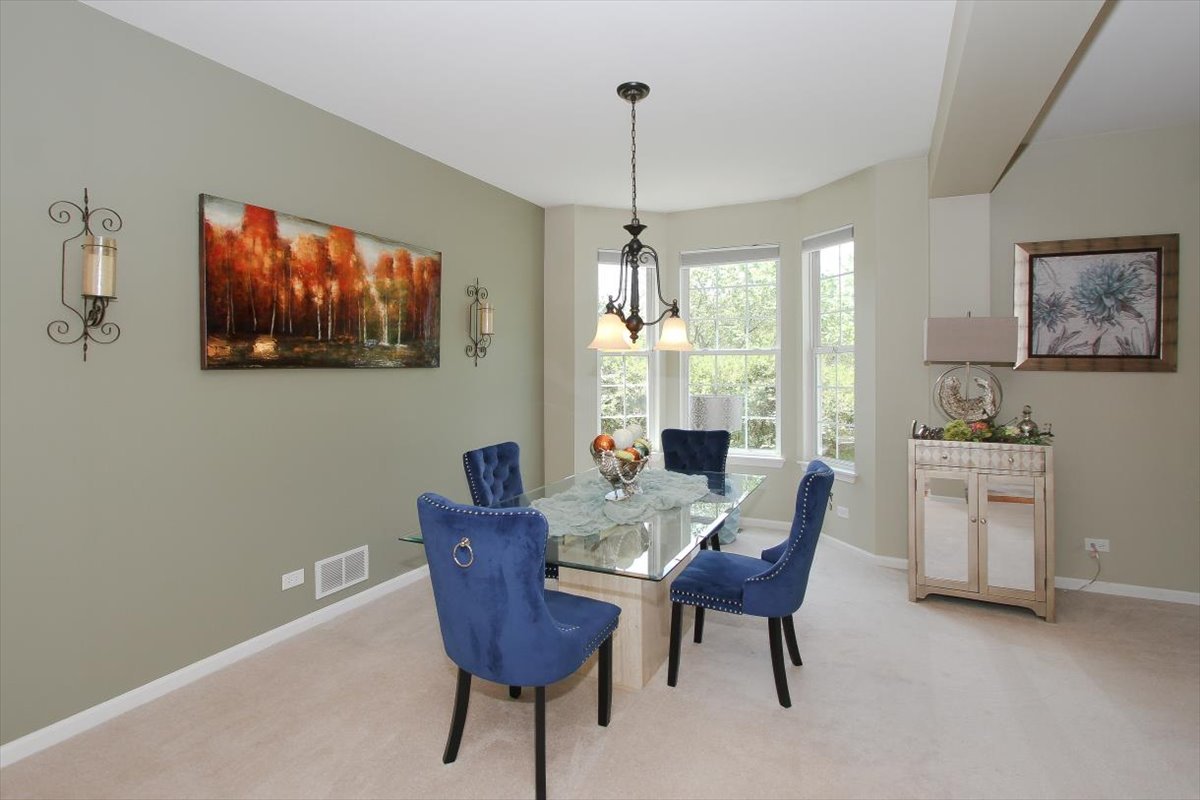 9844 Fairfield Road Huntley, IL 60142 - Photo 7 of 34