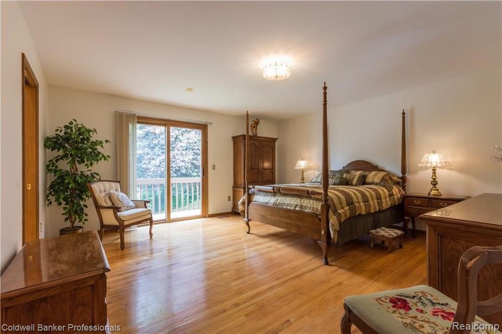 19 Sugar Pine Road Rochester Hills, MI 48309 - Photo 19 of 35