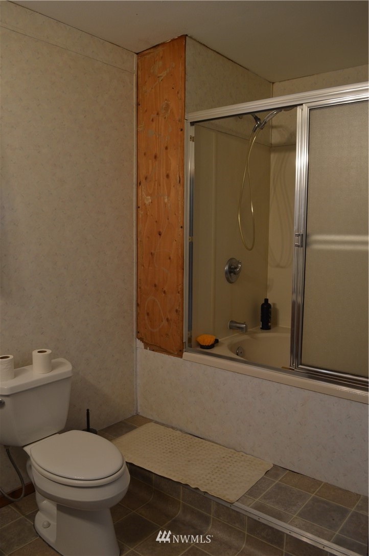 17 Halfmoon Creek Road Raymond, WA 98577 - Photo 7 of 14 Gallery Image 7