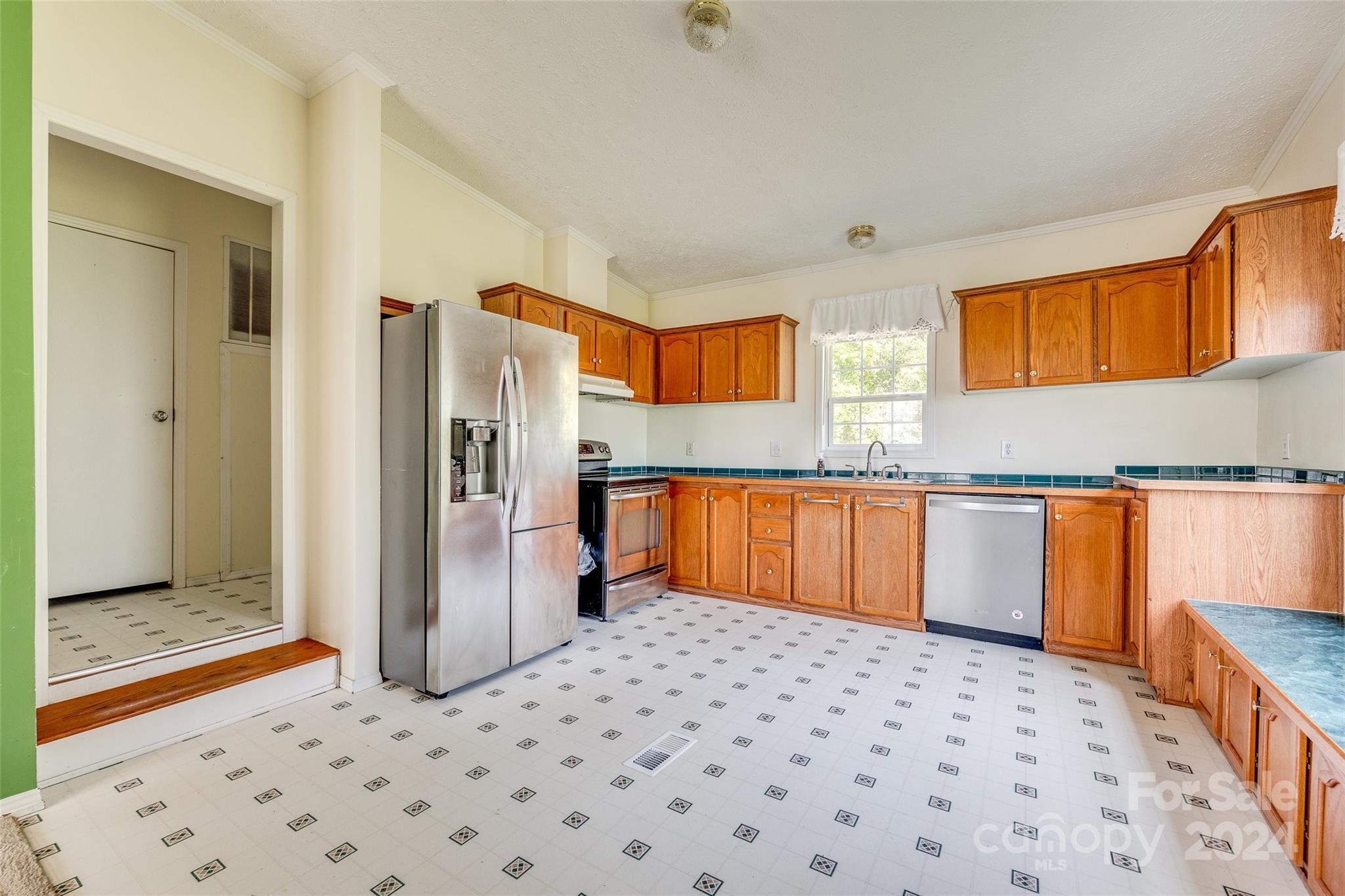 1542 Foxbrook Circle Lancaster, SC 29720 - Photo 12 of 28