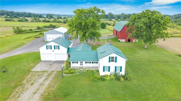 $699,900 | 680 Centerline Road, Sheldon, NY 14145
