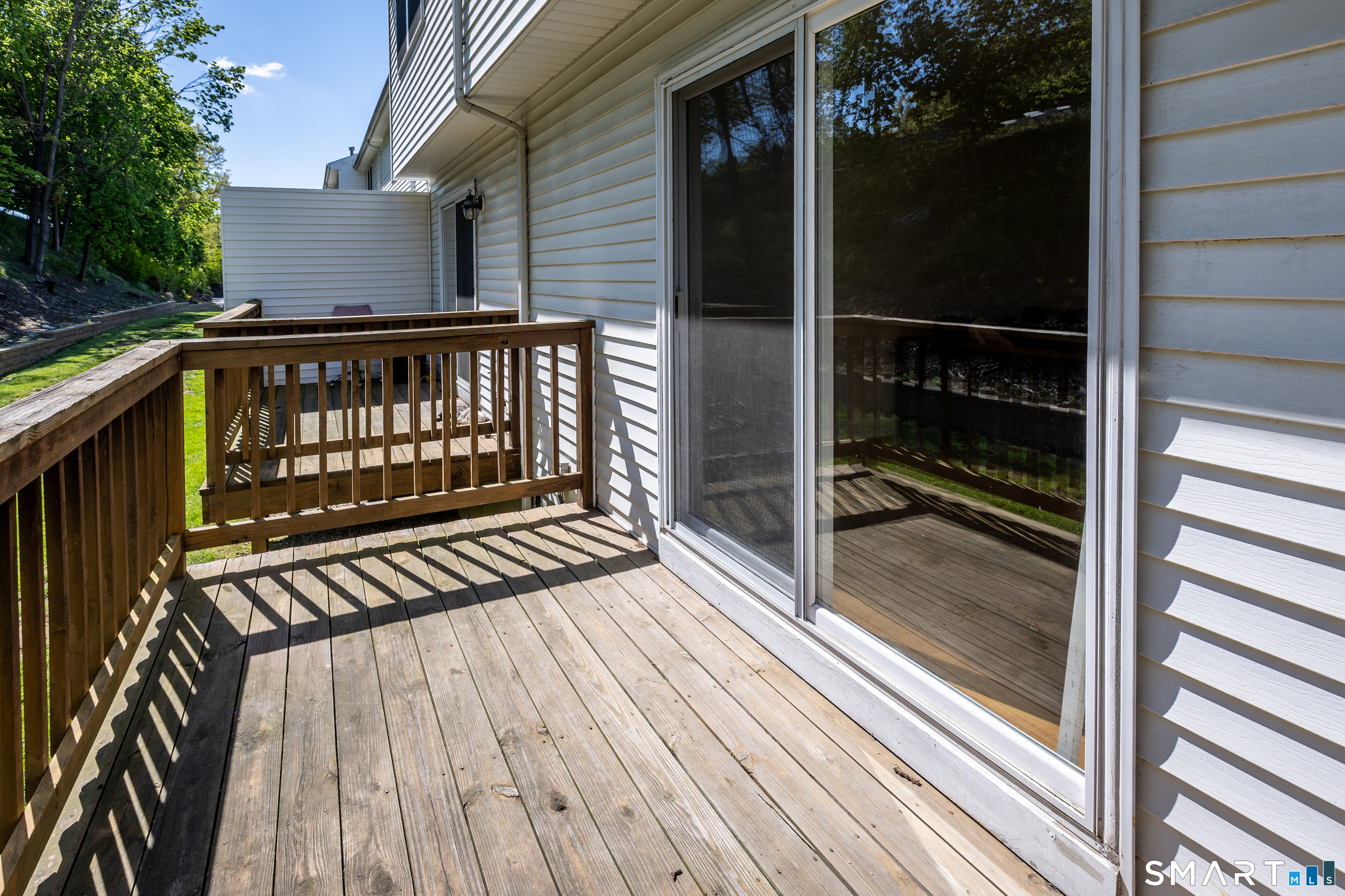 75 Commodore Cmns, Unit 75 Derby, CT 06418 - Photo 37 of 39
