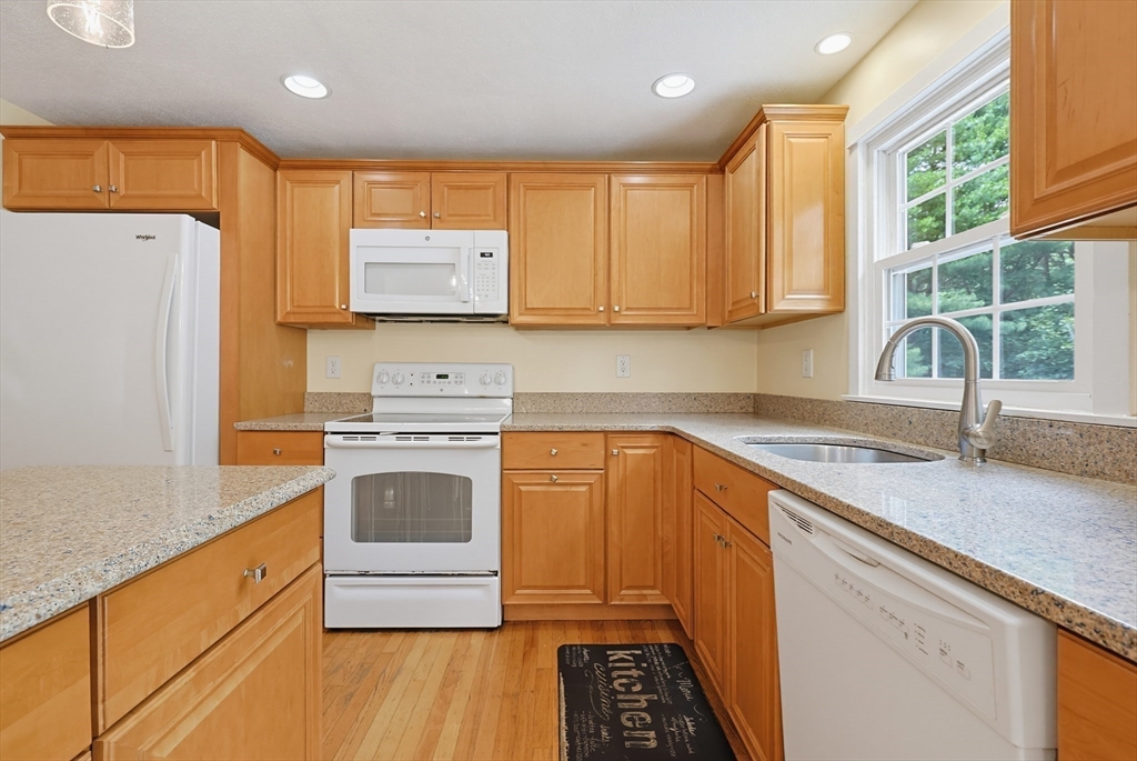 76 Gilbert Street Mansfield, MA 02048 - Photo 7 of 42