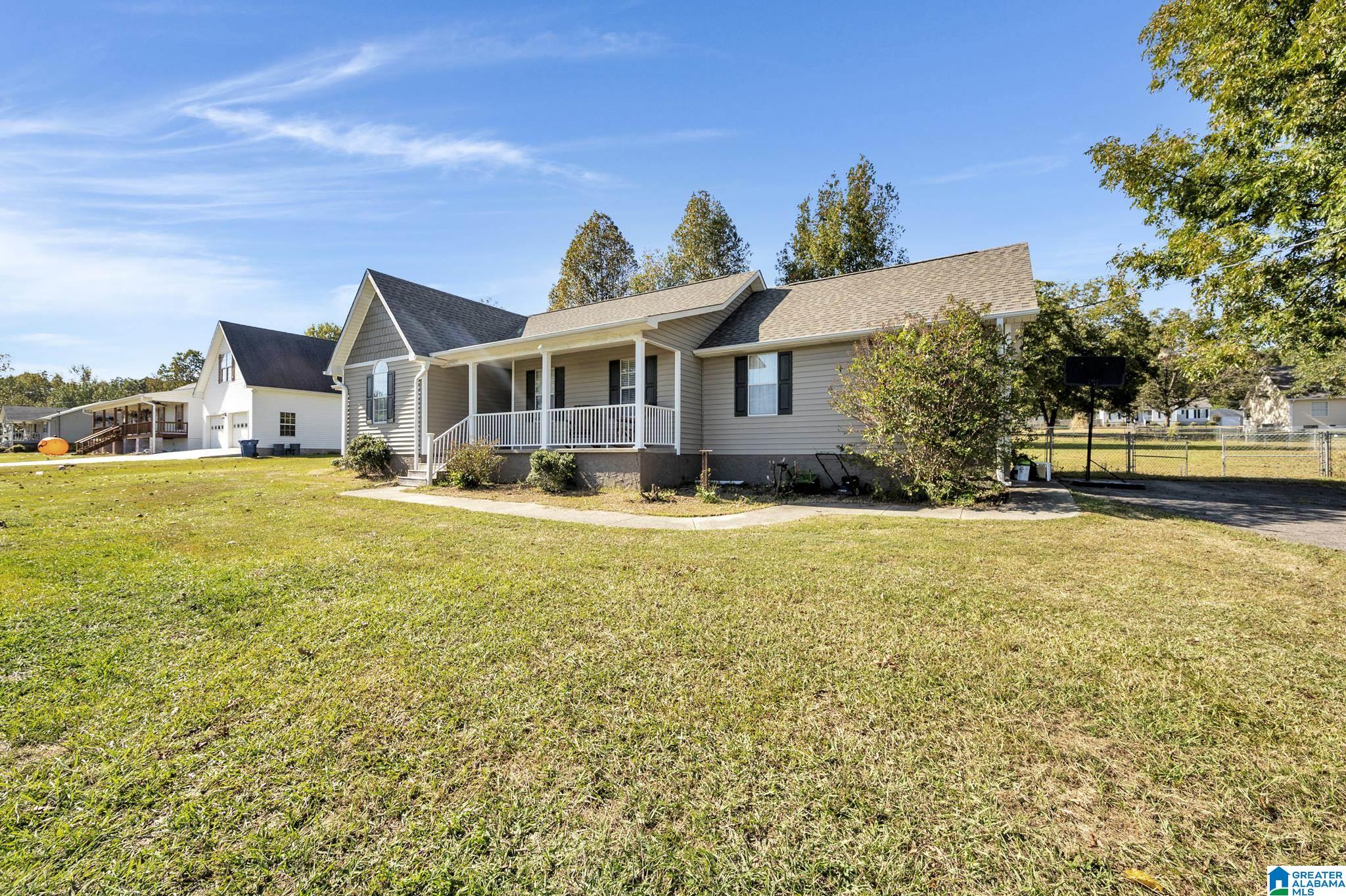 70 Chestnut Lane Hayden, AL 35079 - Photo 4 of 29