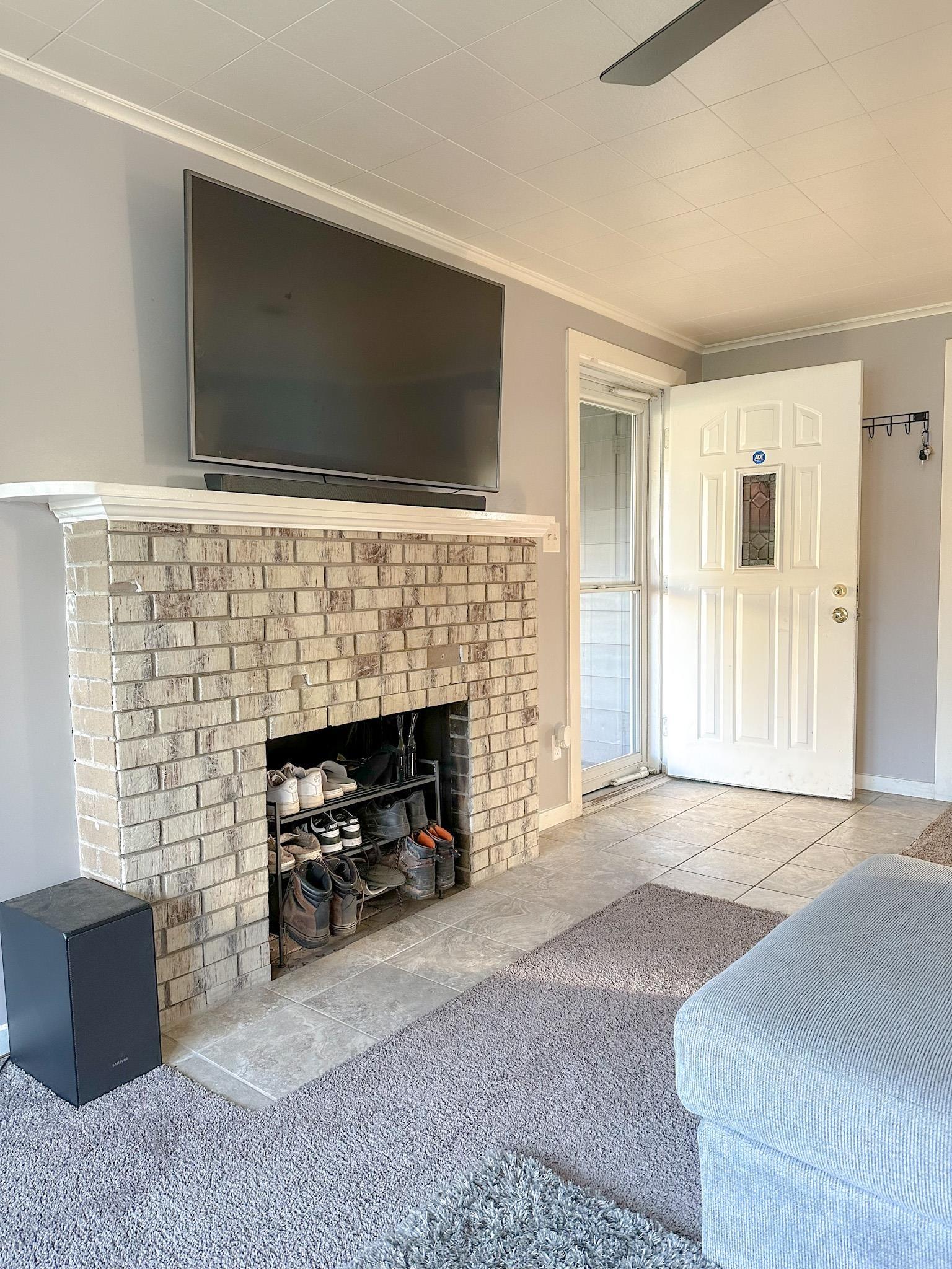 7218 Baer Road Fort Wayne, IN 46809 - Photo 5 of 20