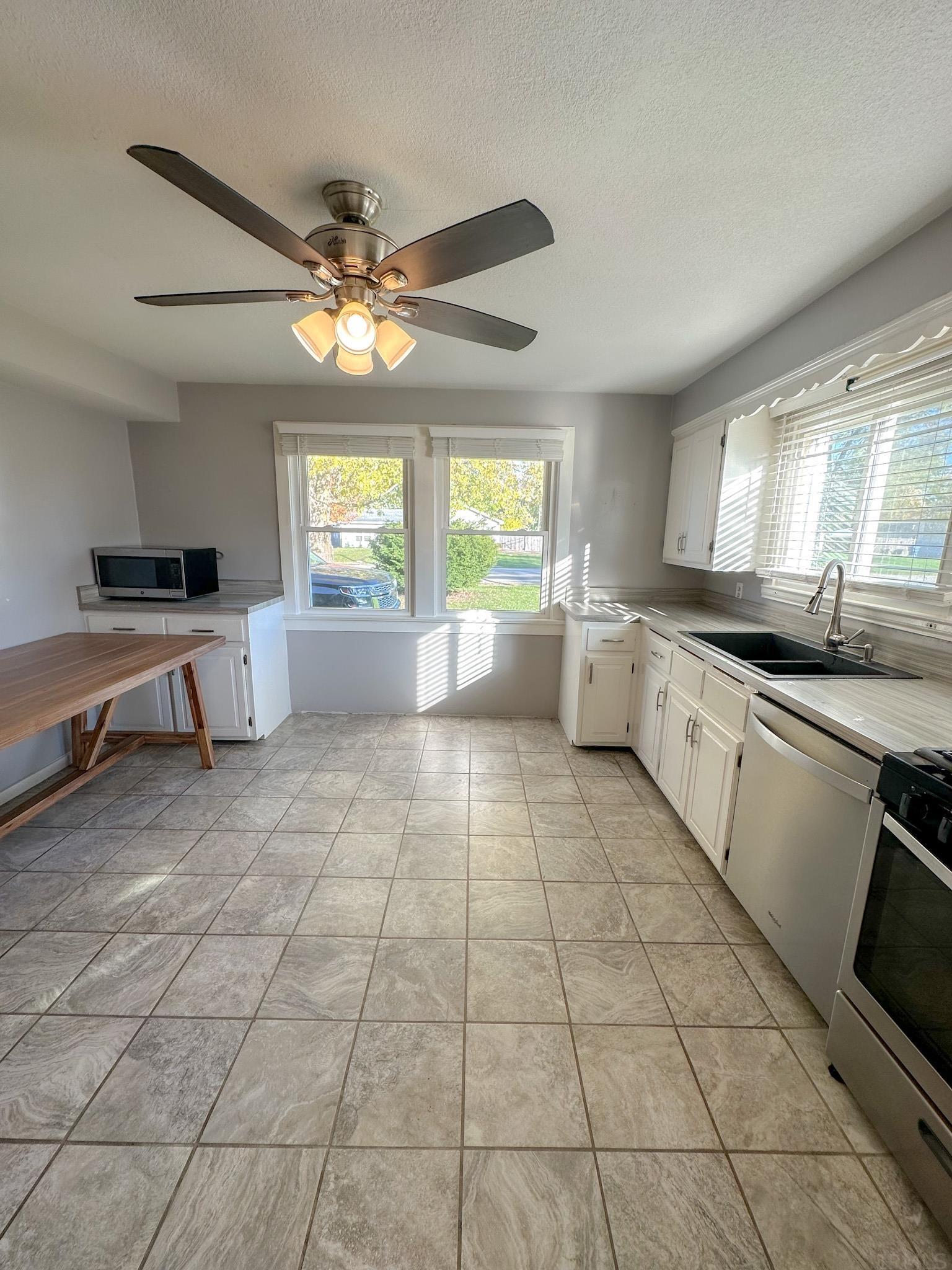 7218 Baer Road Fort Wayne, IN 46809 - Photo 7 of 20