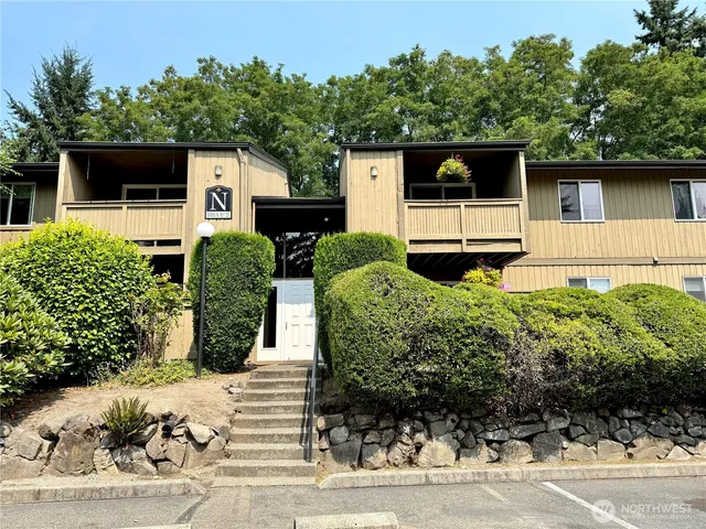 $1,500 | 6105 North 16th Street, Unit N103, Tacoma, WA 98406