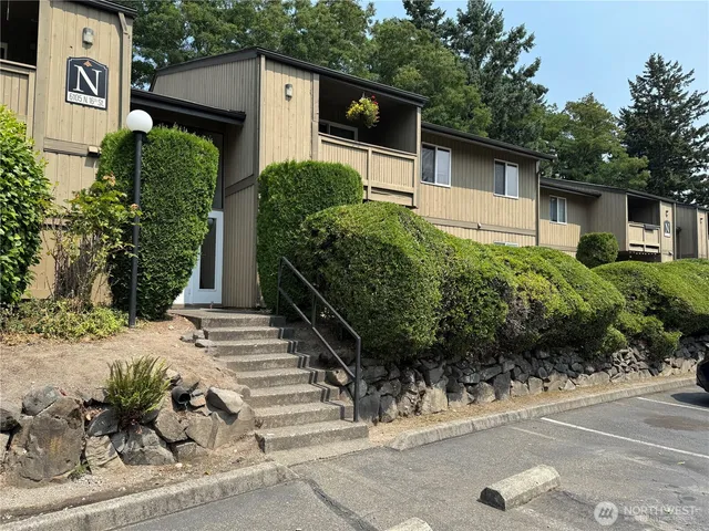 $1,500 | 6105 North 16th Street, Unit N103, Tacoma, WA 98406