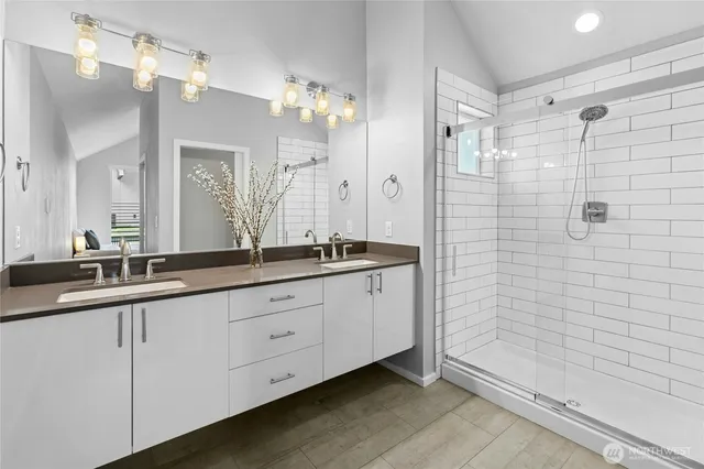 $635,000 | 6641 Carleton Avenue South, Unit B, Seattle, WA 98108