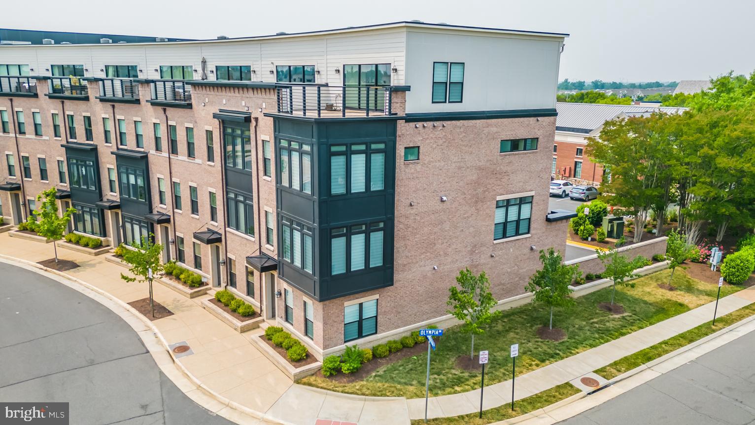22871 Emberbrook Circle Brambleton, VA 20148 - Photo 2 of 50 Drone Exterior