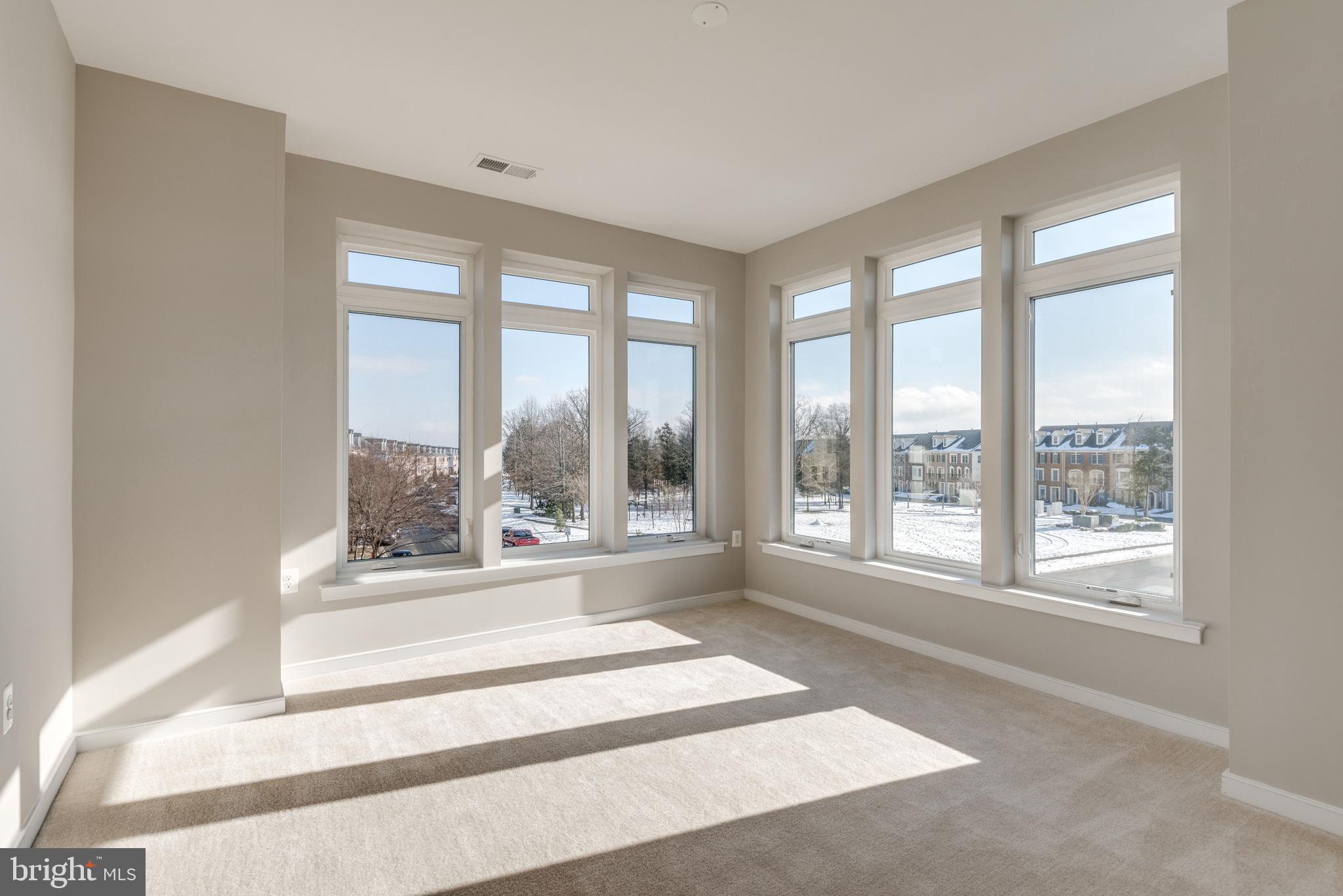 22871 Emberbrook Circle Brambleton, VA 20148 - Photo 29 of 50 Secondary room on third floor